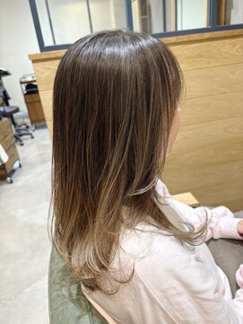 スーリール 春日千歳町店(Sourire) ハイライトカラー