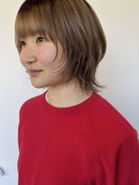 ヌール(Nuru) ウルフカット