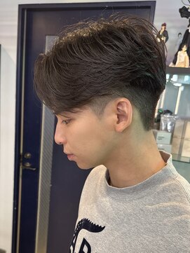 アグ ヘアー アイラ静岡店(Agu hair aila) 【aira稲荷】毛流れセンターパート/静岡メンズ