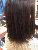 ノーヴェドゥーエ(novedue) ほんのり外ハネスタイル