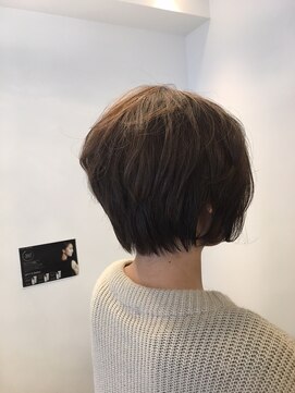 ディーヘアーデザイン(d.HAIR DESIGN) 耳にかけても可愛い！ショートスタイル