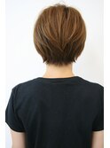 30代・40代に人気シルエットが綺麗なショートスタイル