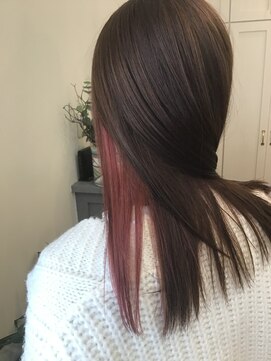ヘアーサロン ルーム(ROOM.) インナーカラー