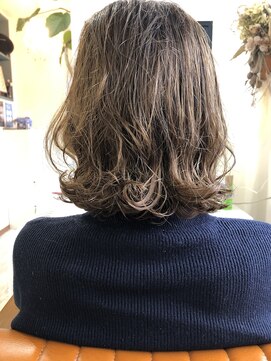 イデール(ideaile) ミディアム デジタルパーマ