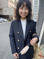 リル(Lilu)&nbsp;2021 黒髪を活かしたコットンパーマ　クロカンケンタ