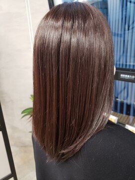 ラフランクリー(la frankly) 20代30代/大人かわいい/小顔ひし形/髪質改善/レイヤースタイル