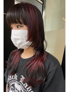 ウィーブス セタガヤ(weaves -SETAGAYA-) あいみょんウルフ×デザインカラー黒髪レッド×小顔クラゲヘアー