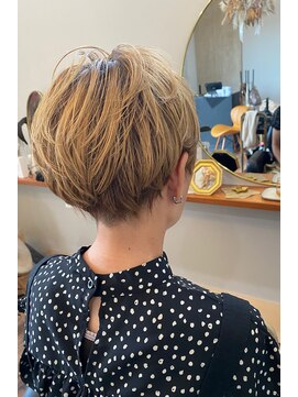 エム(emu) ハンサムビューティーショート