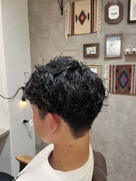 ランプ(Lamp) 強めのナチュラルパーマ