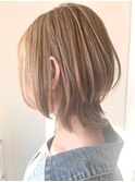 透明感シルキーベージュカラー大人可愛いクラゲヘアー20代30代