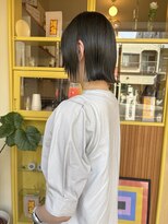 ヒントステーション(HINTSTATION)&nbsp;〈浅草 半個室〉切りっぱなしボブ/くすみオリーブ