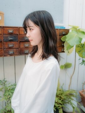 シェルク バイ シャッセ(cerc by SASE) フェミニンセミロングスタイル