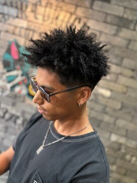 スリーセント 栄(3/cent) スパイキーアフロ