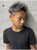 ホワイトメッシュツイストスパイラルツイストパーマフェード短髪