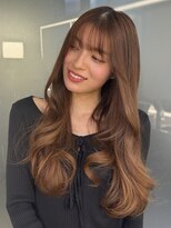 ロック(rock) レイヤー/レイヤーカット/顔まわり/顔周りカット/透明感カラー