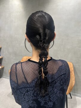 シャルムバイケンジ(Charm.by KENJE) 【個性派】ローポニースタイル