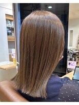 イグレック 庄内本店(igrek) ◆ツヤ感ナチュラルベージュボブ◆