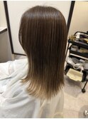 ハイライト/ベージュ/