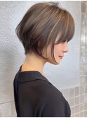 ワンホンレイヤー/ミルクティーブロンド/ダークブルー/稲毛海岸