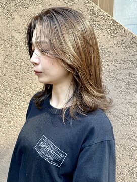 トイロ(toiro) 【木更津 toiro 高司 真】レイヤーカット 艶髪 グレーベージュ