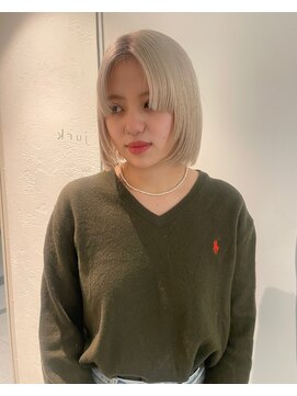 ユルク トウキョウ(jurk tokyo) ホワイトブロンド