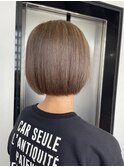 ボブ×ハイトーンベージュ×透明感×ボブ×夏カラー