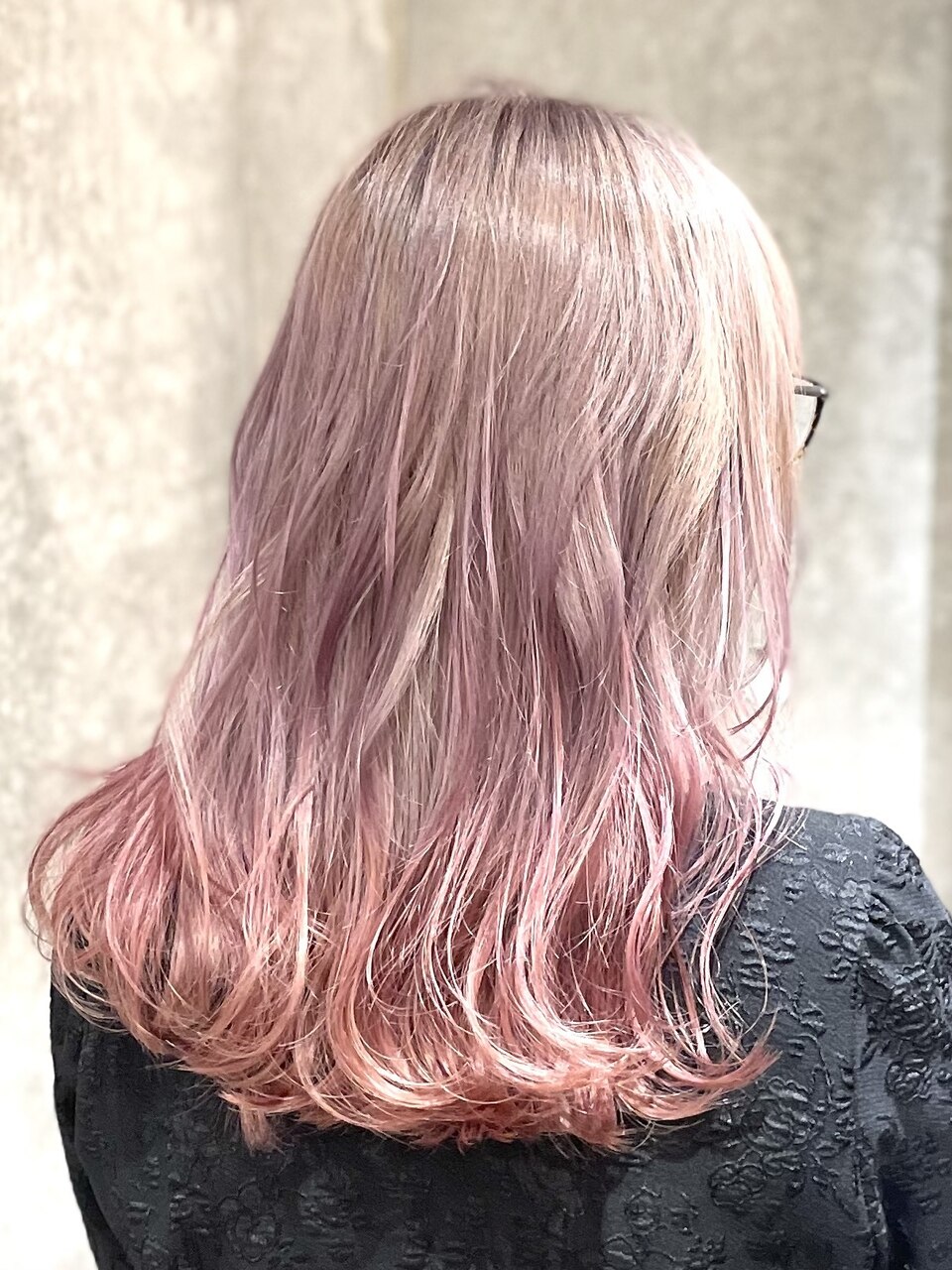 ラベンダーピンクグラデーションカラー：L174539231｜アライブ キチジョウジ(ALIVE  Kichijoji)のヘアスタイル｜ホットペッパービューティー