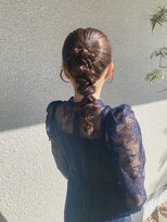 ヒャッカ(hyakka)&nbsp;結婚式のお呼ばれに　ポニーアレンジ