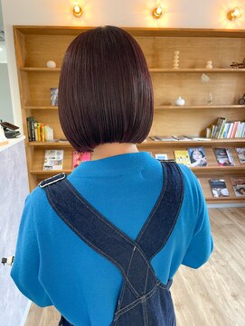 ヌイ(nui) [佐賀/ミニボブ/切りっぱなしボブ/ツヤカラー/パープルカラー]