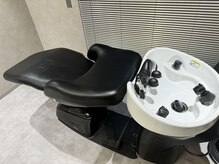 リアンヘアー(Lian hair)の雰囲気（首、腰に負担のない、フルフラットなシャンプー台。）