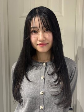 ゼスト 八王子店(ZEST) レイヤーカット/ブラックカラー【伊藤 想】