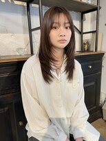 スタンド(STAND)&nbsp;レイヤーカット　ブラウンベージュ