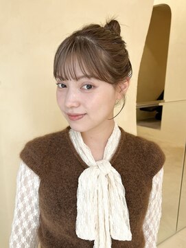 スニュウ(snuw) 【snuw_ayano】オリーブベージュ/ブリーチ/お団子ヘア