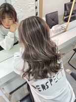ブレンド 渋谷(BLend)&nbsp;ハイライトカラーくびれヘアアプリコットオレンジ
