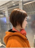 収まるショート