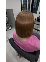 エン 久安(en.)&nbsp;艶ブラウンのまとまる大人ボブ