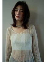ニア(nir.)&nbsp;顔周りレイヤー韓国ヘアくびれミディミディアム