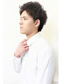 立ち上げる前髪×無造作感のメンズビジネススタイル
