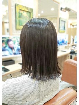 シャンティ 平岸店(Shanti) ネイビーアッシュ☆切りっぱなしボブ
