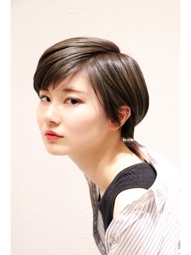 カシータフロル 守山(Casita flor) ふんわりマッシュショート