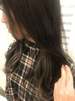 ヘアーアンドメイク ルシア 梅田茶屋町店(hair and make lucia) グレイシルバーのインナーカラー