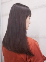 フォンズ(FONS)&nbsp;ワンレングスミディアム くすみアッシュ ナチュラルストレート