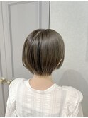 オリーブグレージュカラー