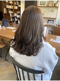 大人可愛い透明感ブリーチなしグレージュ 担当渡辺聖