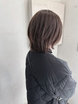 キャンバス バイ ネオリーブ 横浜西口(Canvas by neo.) 伸ばし中 ボブウルフレイヤー 顔周りレイヤー グレージュ 横浜