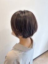 スタジオ アルファプラス 日暮里店(studio α+)&nbsp;ステップボーンカットカットボブショートハイライト白髪ぼかし