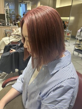 エム インターナショナル 春日部本店(EMU international) ピンクベージュ