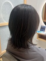 イゾラ(isola)&nbsp;【isola】簡単スタイリング/小顔/20代30代40代/ミディアム