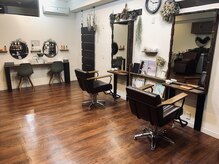 カラーズカフェ 前橋店(Colors cafe)の雰囲気（施術スペースとセルフブロースペース【前橋／髪質改善／カラー】）