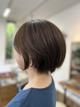 ロビンソン(Robinson) ショートボブ/アッシュブラウン